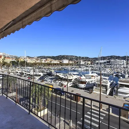 Ref 847 - Center - Sea View For Rent *