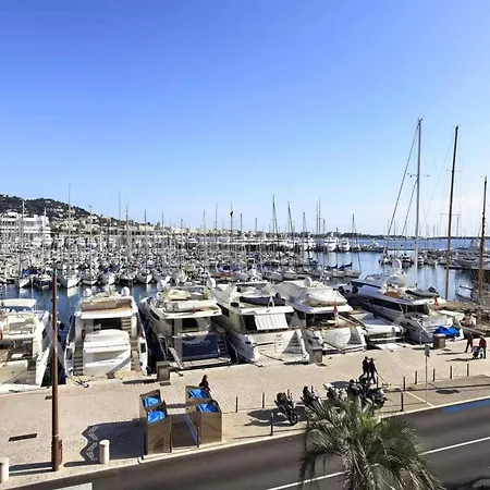 Appartement Ref 847 - Center - Sea View For Rent Cannes